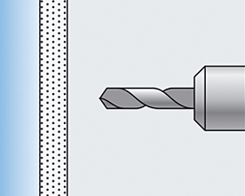 Fischer hollewandplug HM montage met tang
